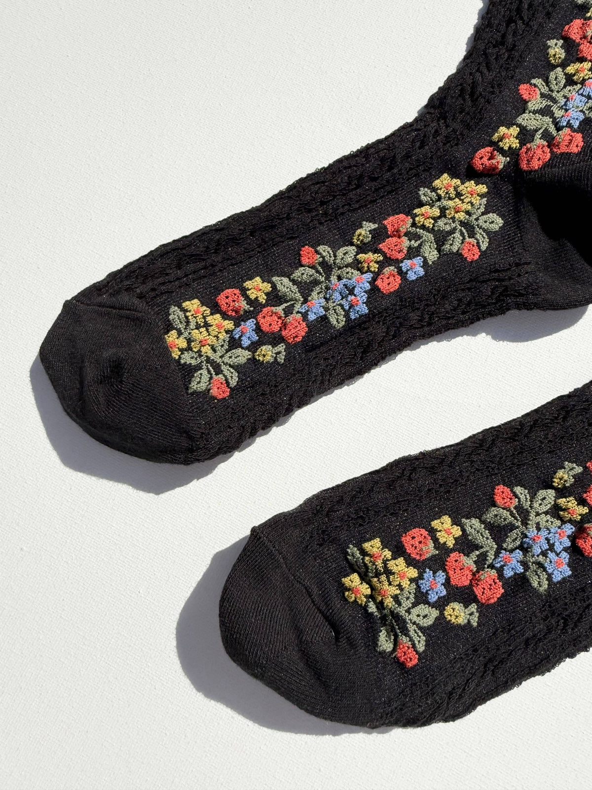 BILLY BAMBOO WILD STRAWBERRY SOCKS