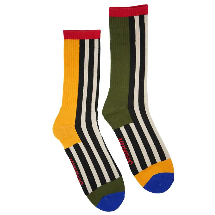 STUNTIN GOODS SOCKS
